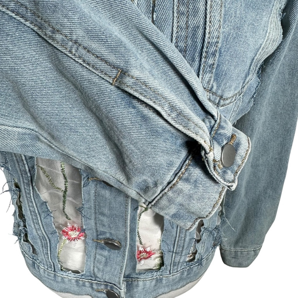 Davi & Dani Embroidery Mesh Jean Jacket Floral Light Wash Boho Womens Size S - Picture 12 of 14